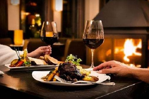 買葡萄酒,瓶身含有這 字 的,價格再低也別碰,紅酒商 行家